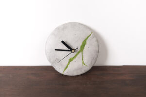 Small Round Concrete Wall Clock With Reindeer Lichen Light