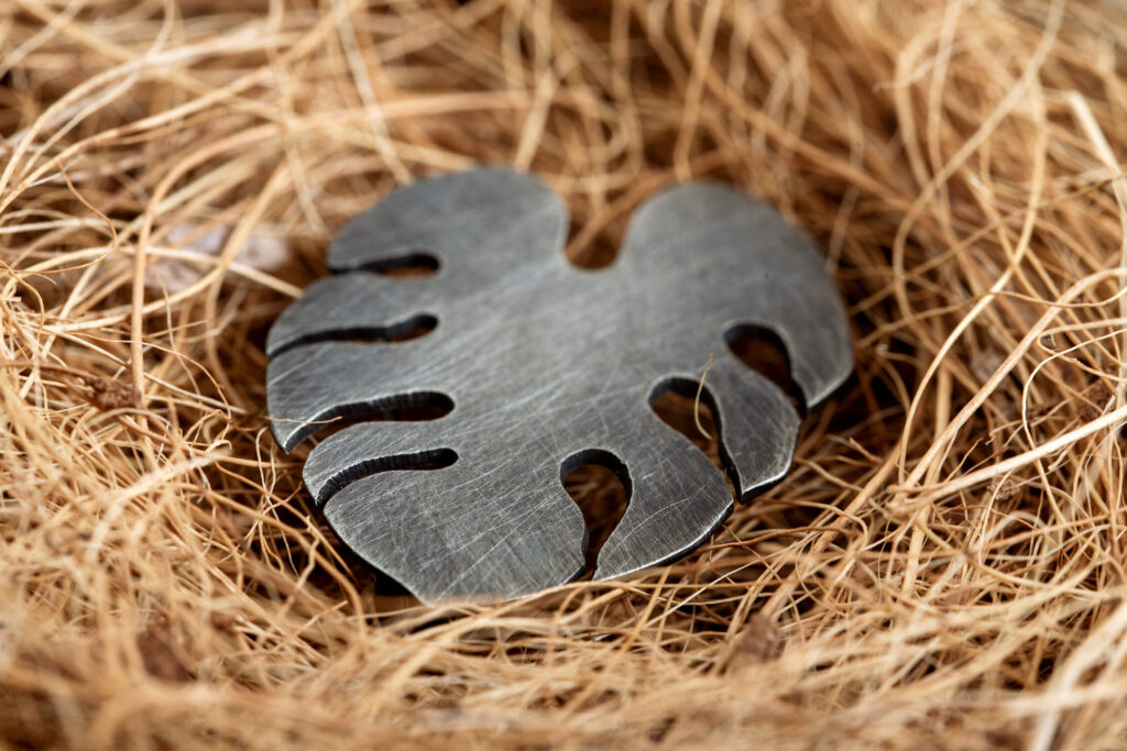 Rręcznie wykonana biżuteria z metalu – kolekcja SHAPES